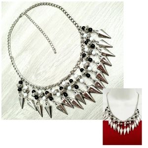 NEW Ami Boho Tribal Statement Necklace & Earrings set